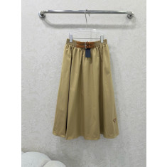 프라다 투버클 스커트