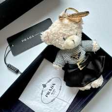 프라다 곰돌이 치마 키링 (국내배송)