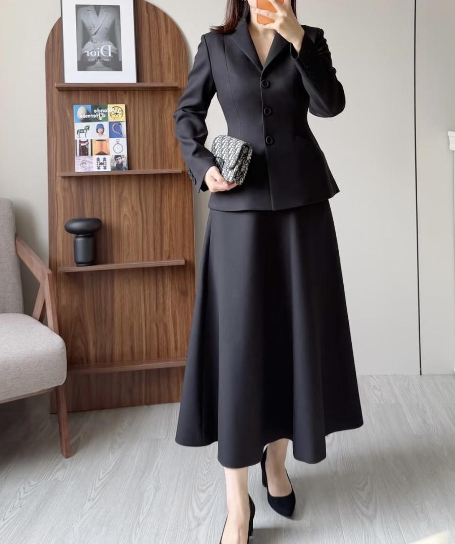 디올 슬림핏 투피스