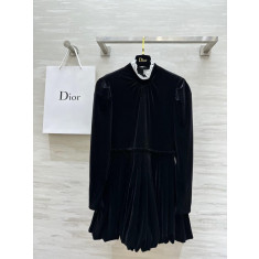 디올 벨벳 퍼프소매 원피스