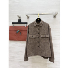 로로피아나 자켓