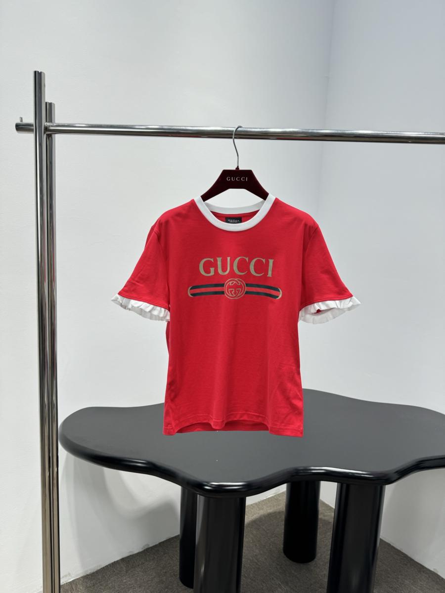 구찌 26SS 크롭 반팔 티셔츠