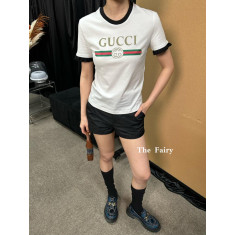 구찌 26SS 크롭 반팔 티셔츠