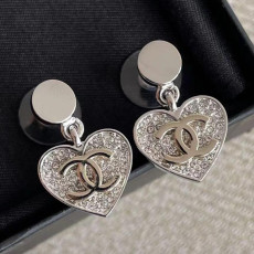 샤넬 귀걸이