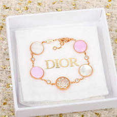 디올 로즈 드 방 팔찌