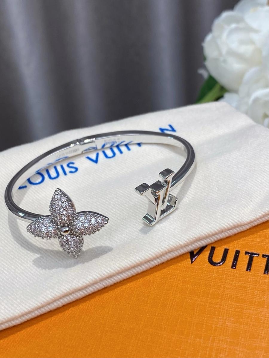 루이비통 루이 제트 팔찌 뱅글