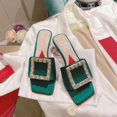 로저비비에 비키 비브 새틴 뮬 슬리퍼 (2.5cm / 4.5cm)