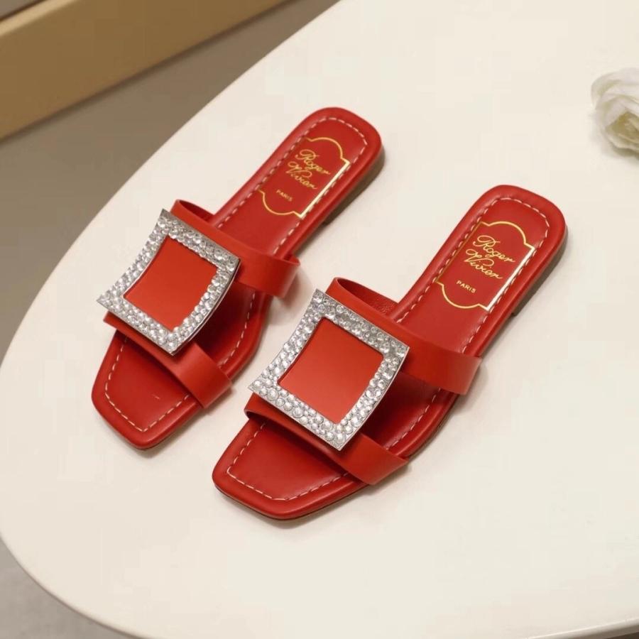 로저비비에 비키 비브 스트라스 버클 뮬 슬리퍼