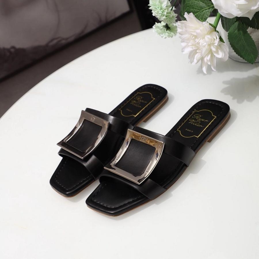 로저비비에 비키 비브 메탈버클 뮬 슬리퍼