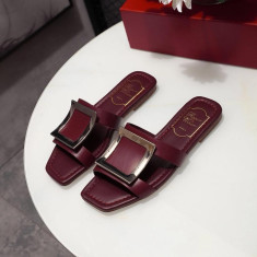 로저비비에 비키 비브 메탈버클 뮬 슬리퍼