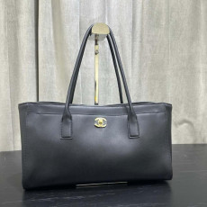 샤넬 26ss 서프백